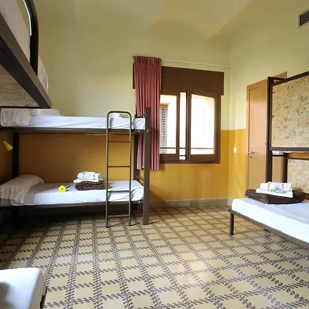 Albergue Equity Point Hostel Girona *