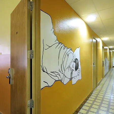 Albergue Equity Point Hostel Girona