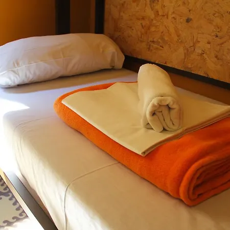 Albergue Equity Point Hostel Girona