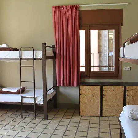 Equity Point Hostel Girona